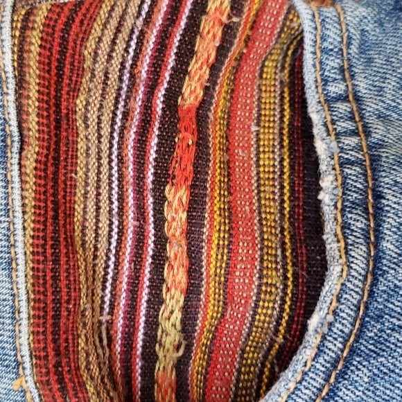 ASOS Bershka Vintage Inspired Tapestry Jean Shorts 4 - Picture 6 of 9